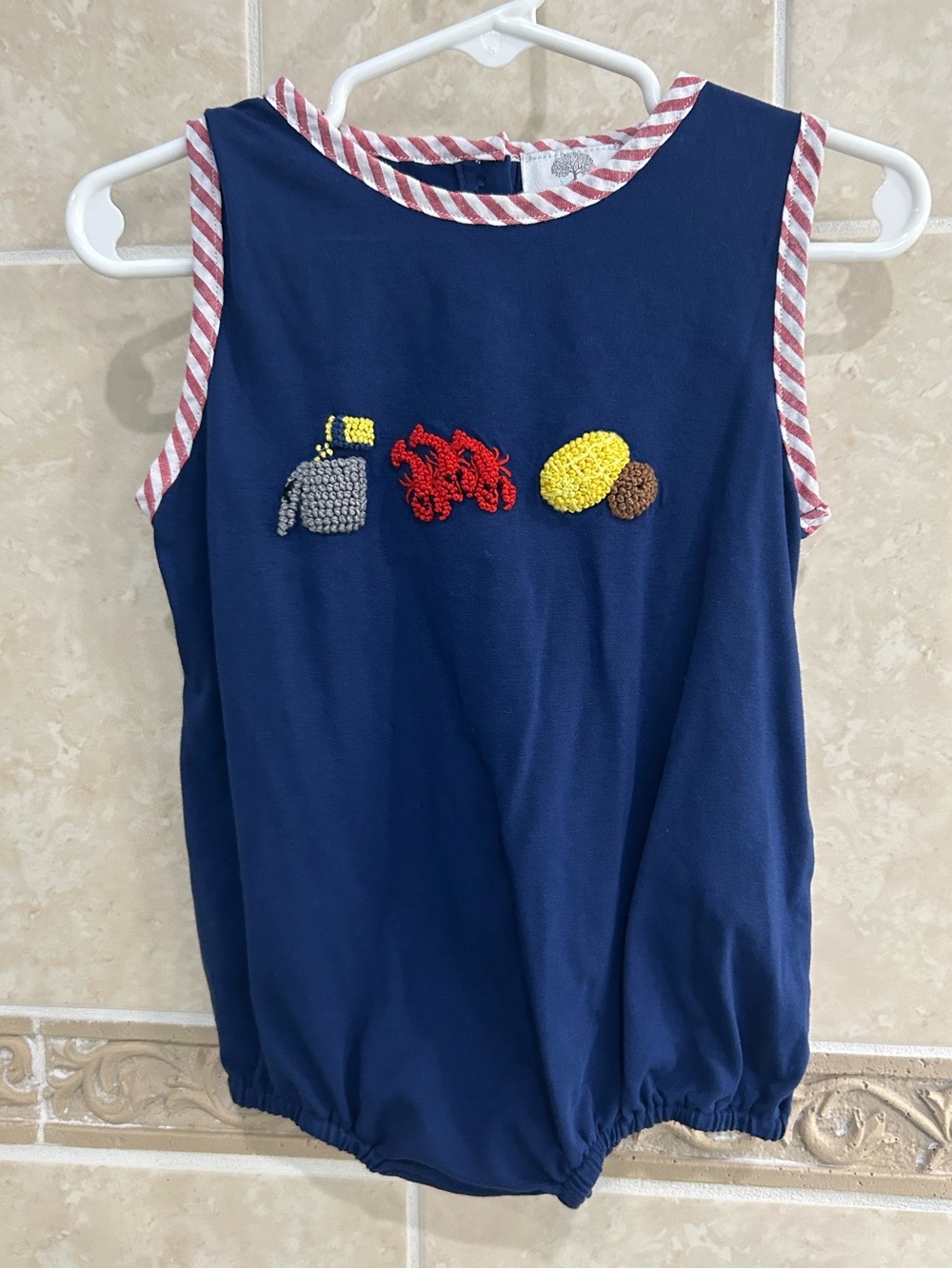 Fox & Fawn French knot crawfish boil bubble